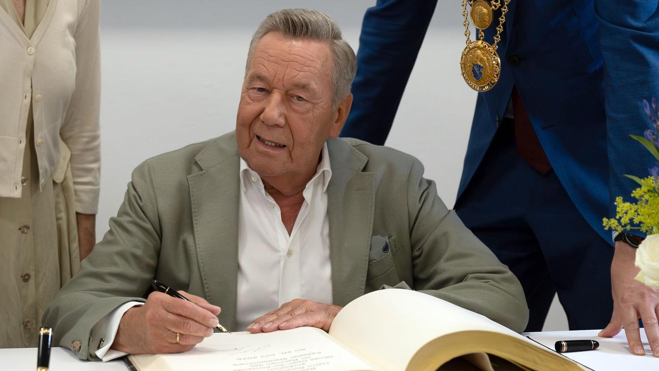 Schlagermusik: Ehre für Roland Kaiser: Eintrag ins Goldene Buch