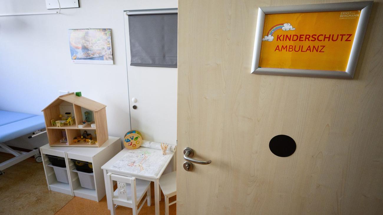 Verdacht auf Gewalt: Kinderschutzambulanz: Über 30 Kinder in Potsdam untersucht