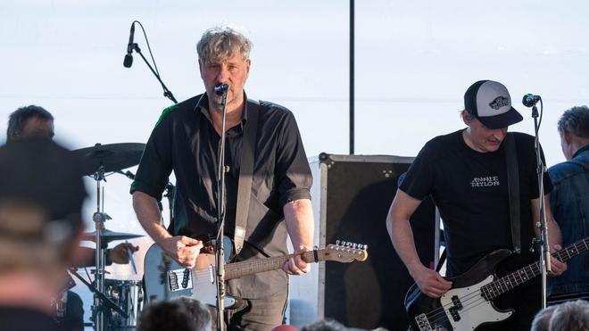 Musik: Die Hamburger Band «Kettcar» spielt auf der Motorfähre «Vitte».