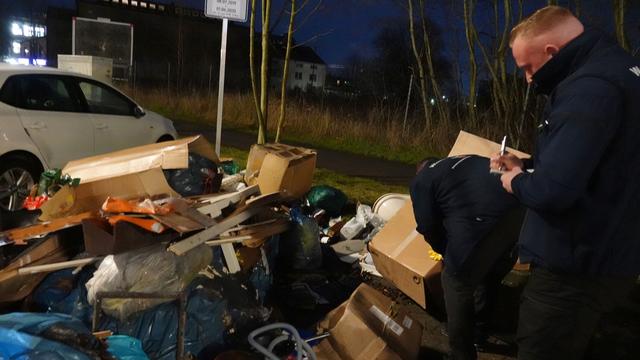 Fast 6.000 Tonnen Müll: Kosten für Beseitigung illegal entsorgten Mülls steigen