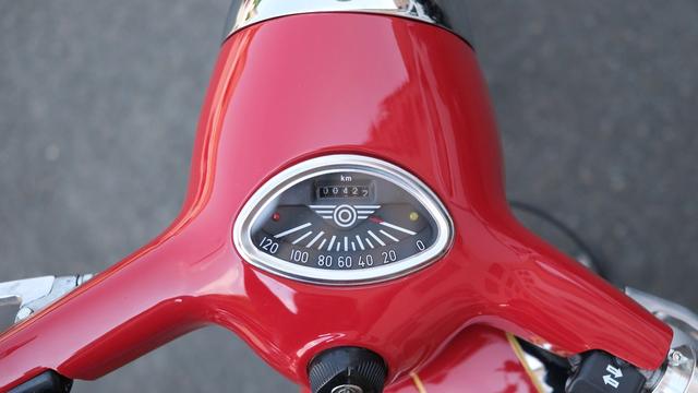Historische Fahrzeuge: Rennsporthistorie und Jugendträume bei Jawa-Treffen