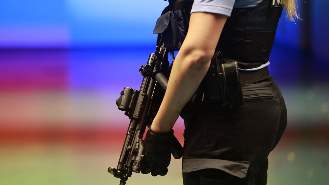 Öffentlicher Dienst: Fast jeder fünfte Landesbedienstete arbeitet bei der Polizei