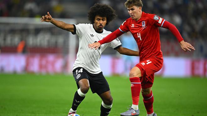 3. Liga: Spielte mit Luxemburg auch schon gegen Deutschland: Hansas neuer Abwehrspieler Florian Bohnert (r). (Archivbild)