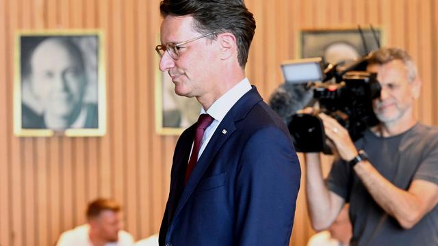 Islamistischer Anschlag: Ausschuss-Chef rügt Regierung: «Schleppende Aktenherausgabe»