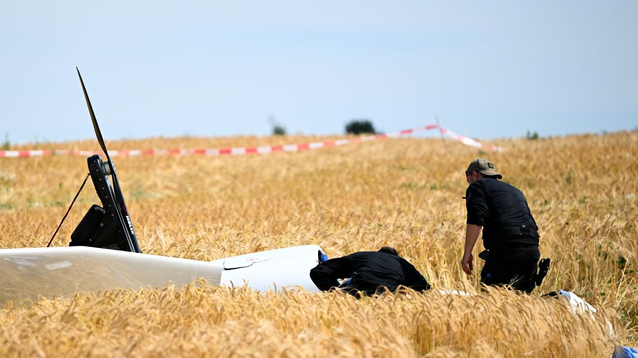 Unglück in Mittelhessen: Kleinflugzeug in Mittelhessen abgestürzt - Zwei Tote