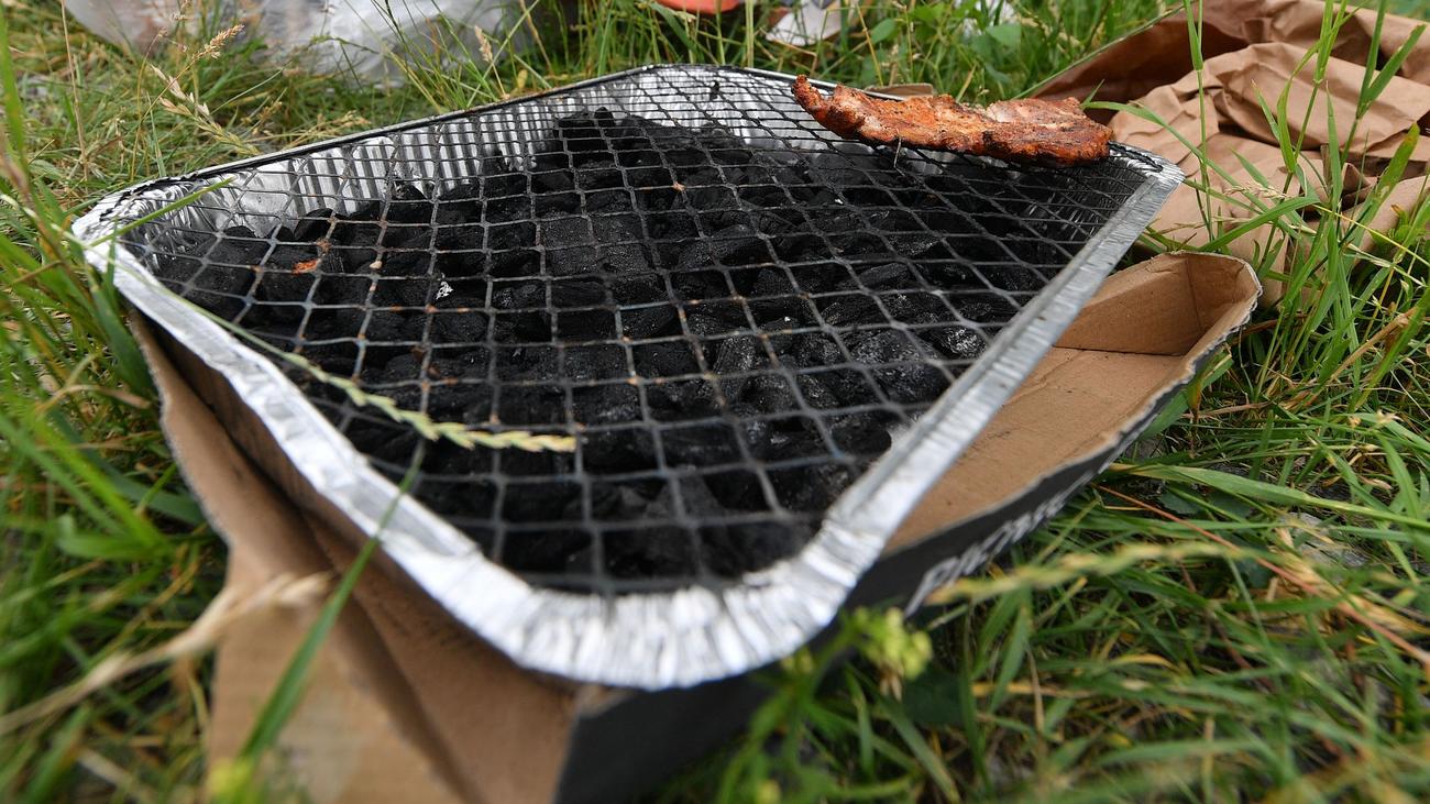 Hitze und Trockenheit: Erfurt verbietet Grillen in Parks wegen erhöhter Brandgefahr