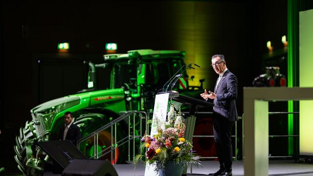 Landwirtschaft: Sondervermögen: Özdemir will Geld für heimische Tierhaltung
