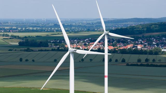 Kritik an Kurs der Regierung: Studie: Erneuerbare Energien sind Jobmotor - Gefahr droht
