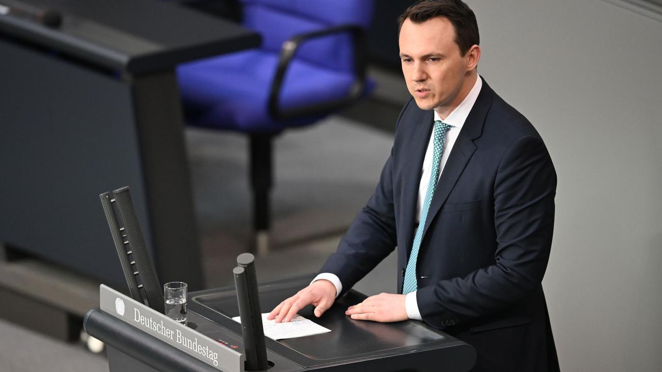 Rentenkommission: CDU-Politiker verteidigt Rentenpläne gegen Schwesig-Kritik
