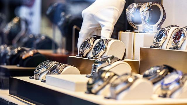 Luxusgüter: Luxus schwächelt - vor allem in Europa