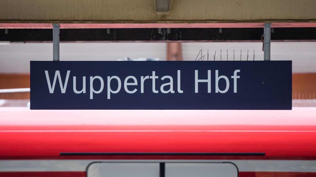 Es fahren wieder Züge: Stellwerksstörung behoben - Wieder Zugverkehr in Wuppertal