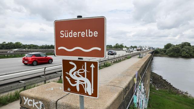 Bauarbeiten: Wochenend-Sperrung der A1 Richtung Lübeck abgesagt