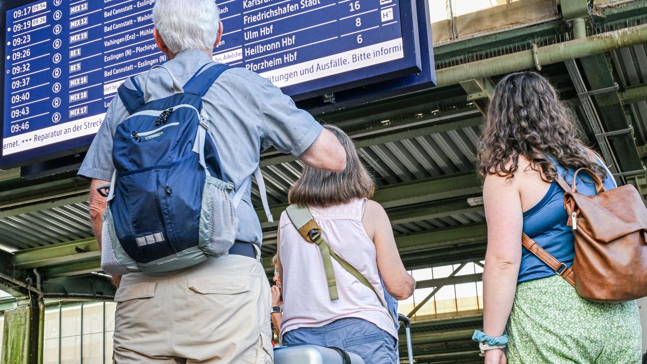 Ausfall des Funksystems: Bahn erklärt Ursache für bundesweiten Zugstillstand
