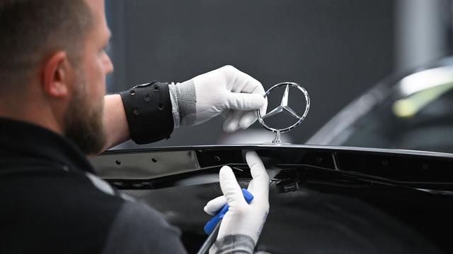 Stuttgarter Autobauer: Mercedes verschärft Sparkurs – Sonderzahlung wird verschoben