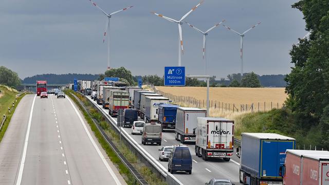 Ferienstart und Autobahnen: Reiseverkehr und Baustellen erhöhen Staurisiko
