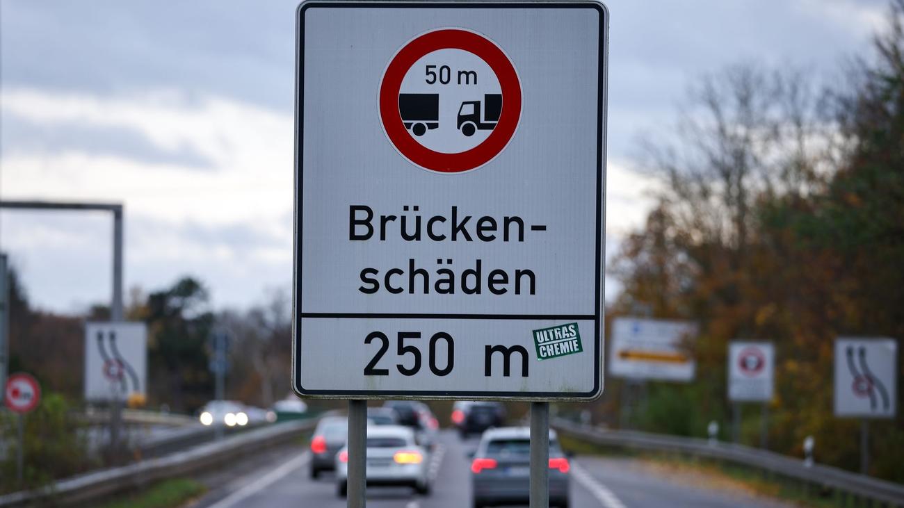 Bau: Sanierung in Flensburg: Brücke muss komplett ersetzt werden