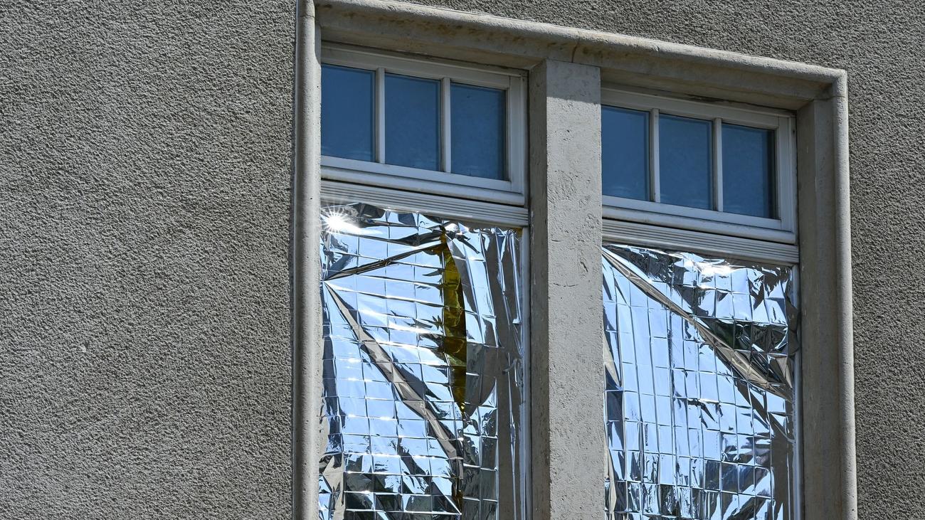 Wetter: Rettungsdecken gegen die Hitze: Sachsen schwitzt
