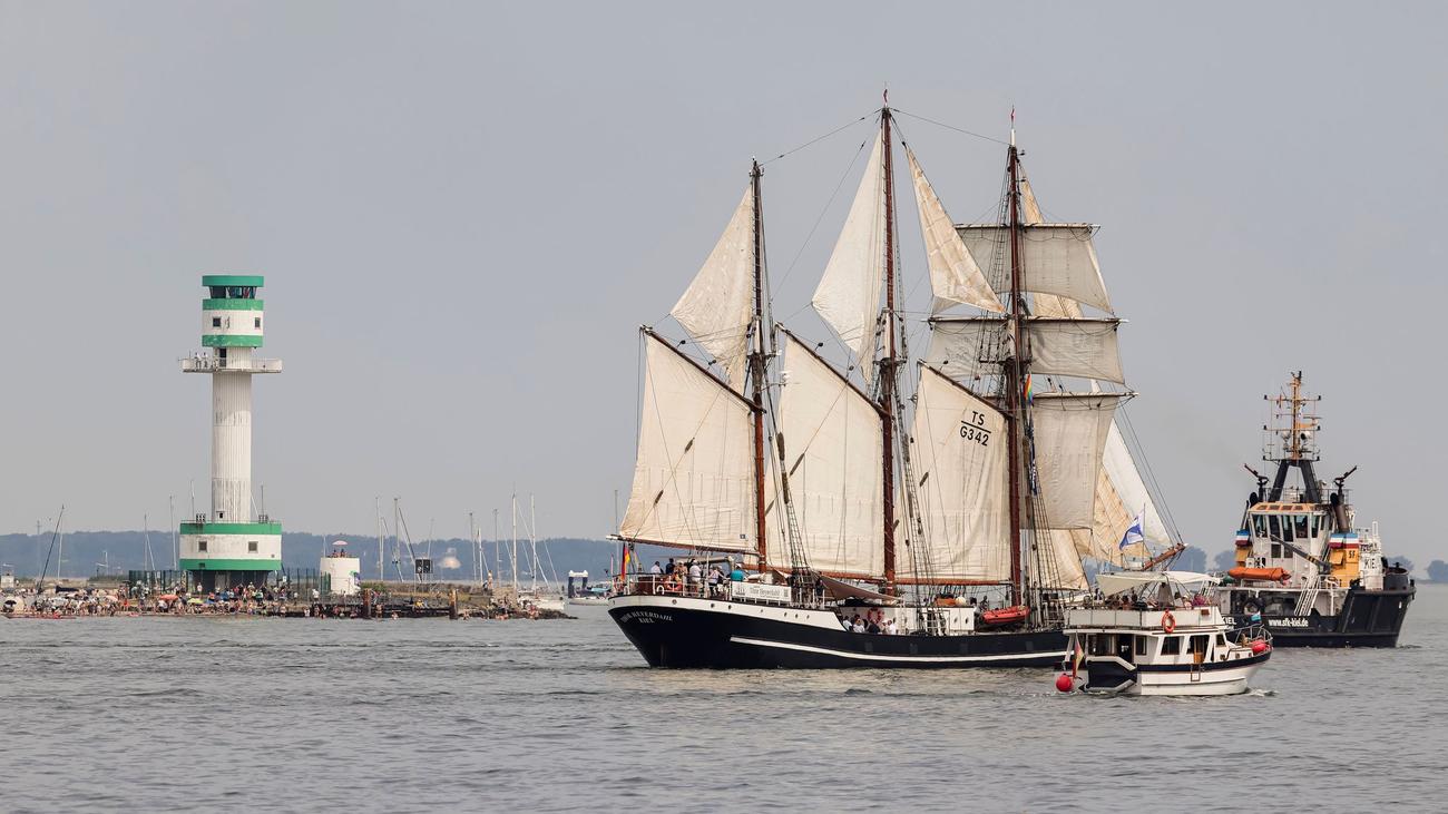 Kieler Woche: Rund 185.000 Menschen beobachten Windjammerparade in Kiel