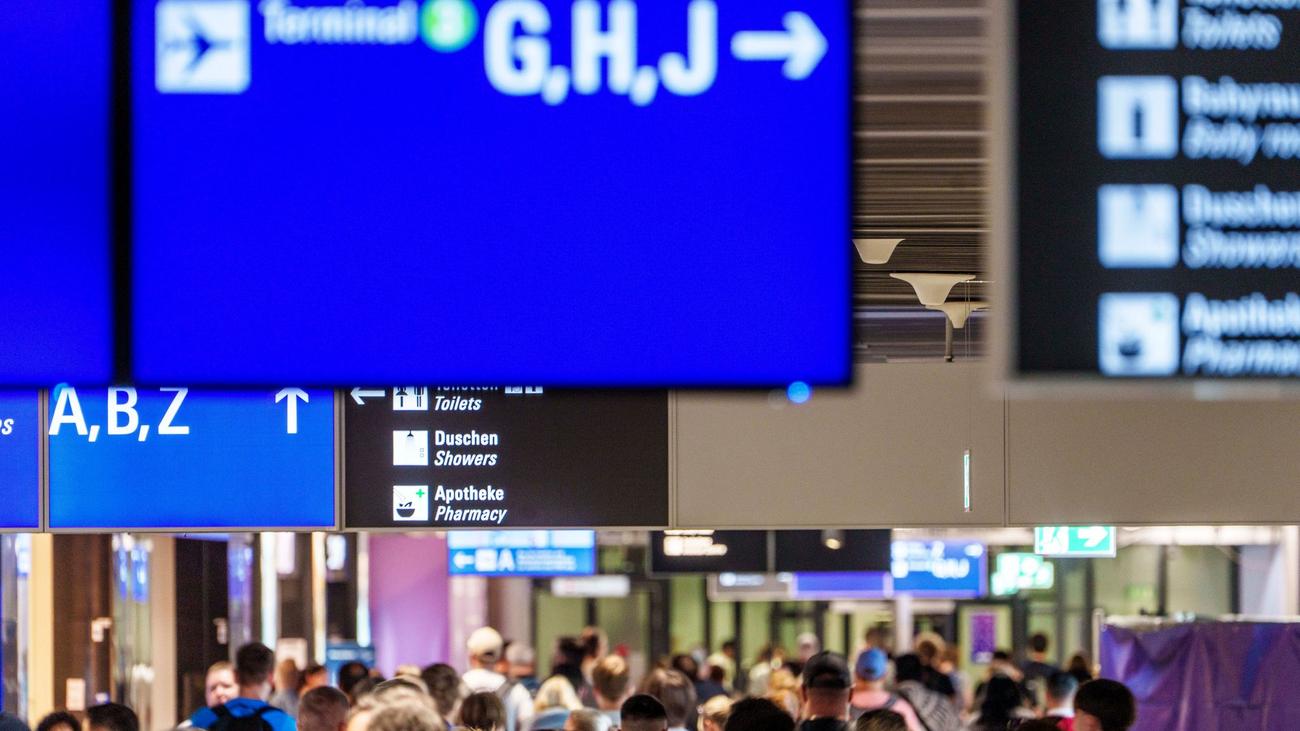 Flughafen Frankfurt: Rund 600.000 Fluggäste zum ersten Ferienwochenende erwartet