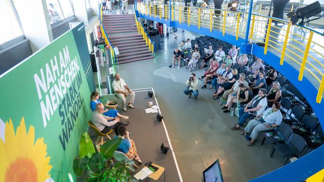 Kongress auf Rügen: Wie die Grünen um Stimmen in Ostdeutschland kämpfen