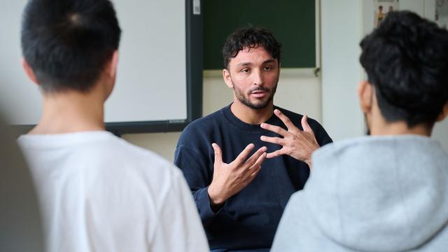 Gesellschaft: Wie TikTok toxische Männlichkeit bei Jugendlichen befeuert