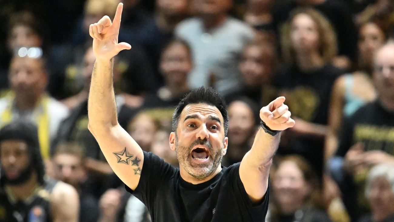 Früherer Trainer des Jahres: Bambergs Basketballer holen Spanier Ramírez als neuen Coach