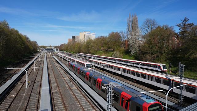 Verkehr: Ersatzbusse für S1 – HVV rechnet mit Ausfall bis zum Abend