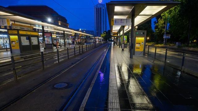 Fugenmasse flüssig: Kein Straßenbahnverkehr in Leipzig - Rumpfnetz geplant