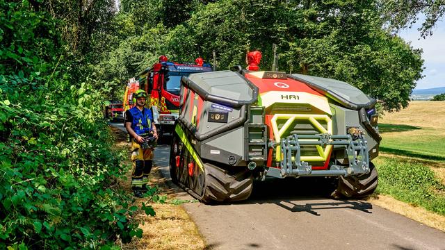 Brände: Löschroboter sollen Glutnester in Waldgebiet bekämpfen
