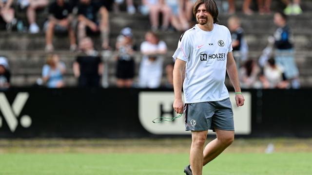 Bundesliga-Aufsteiger: Trainingsauftakt Elversberg: Mannschaft steht fast schon