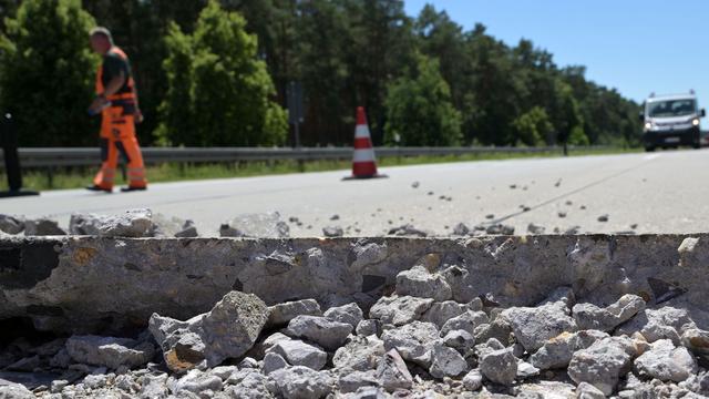 Hitzefolgen: Weiter Arbeiten wegen Autobahn-Schäden – A115 wieder frei