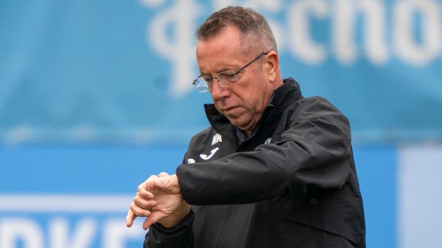Vor Start in der Regionalliga: 1860 München verabschiedet Trainer Kauczinski