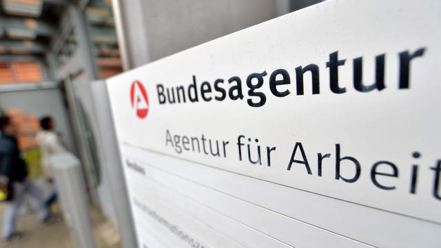 Arbeitsmarkt: Arbeitslosenquote sinkt weiter leicht