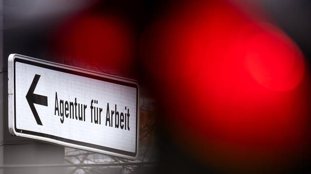 Kräftenachfrage rückläufig: Etwas mehr Arbeitslose in Rheinland-Pfalz