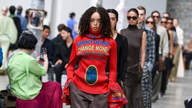Fashion Week: Auftakt der Modewoche: Wo geht's nach ganz weit weg?