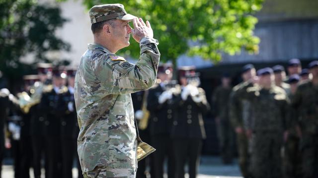 Bündnisverteidigung: US-General Donahue tritt ab: Nato «stärker als je zuvor»