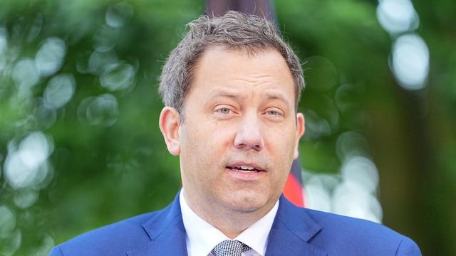 Haushalt: Klingbeil plant 2027 höhere Ausgaben und mehr Schulden