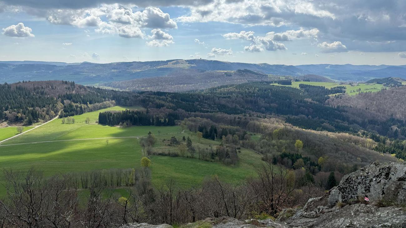 Wettervorhersage: Ruhiges Sommerwetter in Hessen am Wochenende