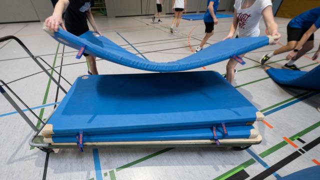 Schulinfrastruktur: So viel Geld gibt es für Schullabore, Sporthallen und mehr