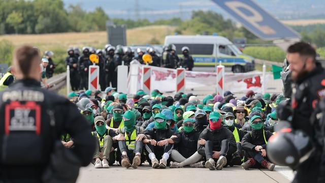 AfD-Bundesparteitag: Blockade auf Autobahnabschnitt bei Erfurt beendet