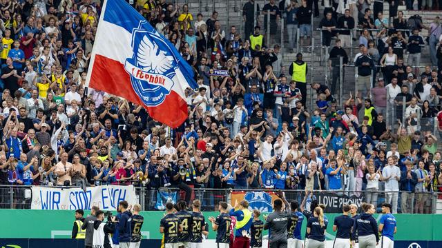 Fußball: Phönix Lübeck zieht für DFB-Pokal-Spiel zum Lokalrivalen