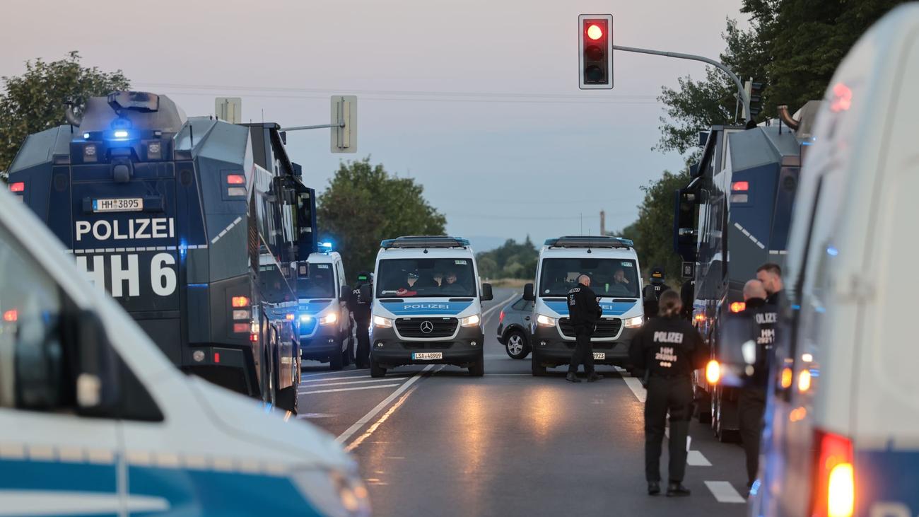 AfD-Parteitag: Polizei: Demos auf Straßen zu Parteitag bleiben untersagt