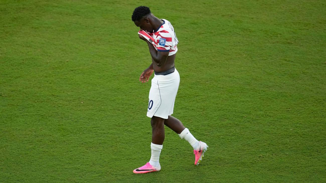 Vor WM-Spiel gegen Belgien: Trump dankt FIFA: US-Star Balogun darf nach Rot doch spielen