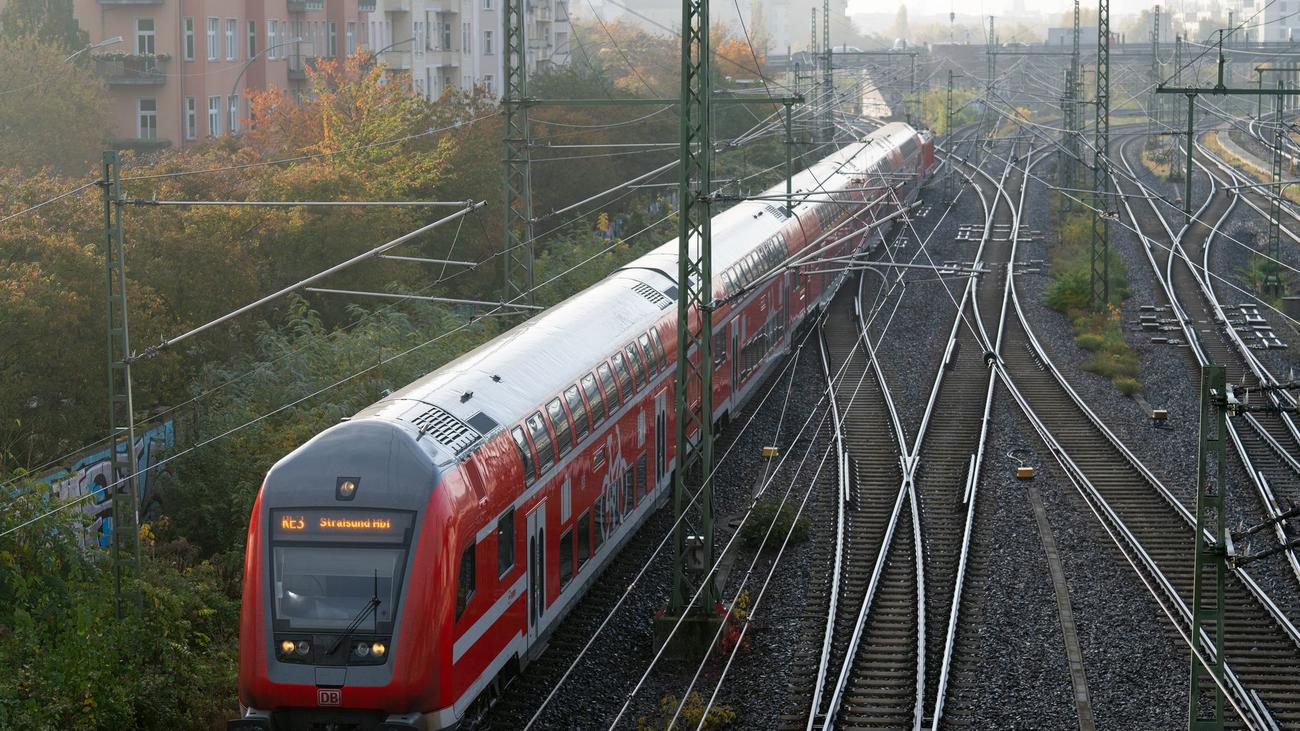 Züge: FEX und RE5 betroffen: Einschränkungen bei Nachtverbindungen
