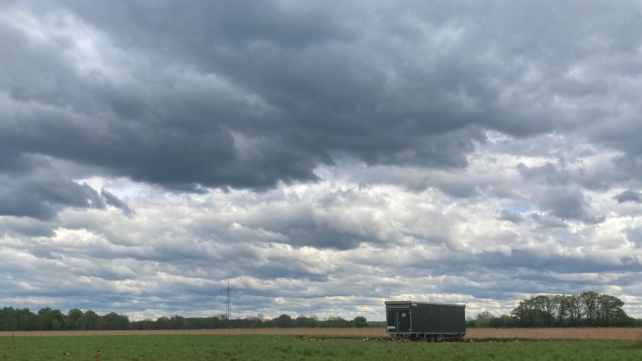 Wetteraussichten: Wolken und frischer Wind über NRW