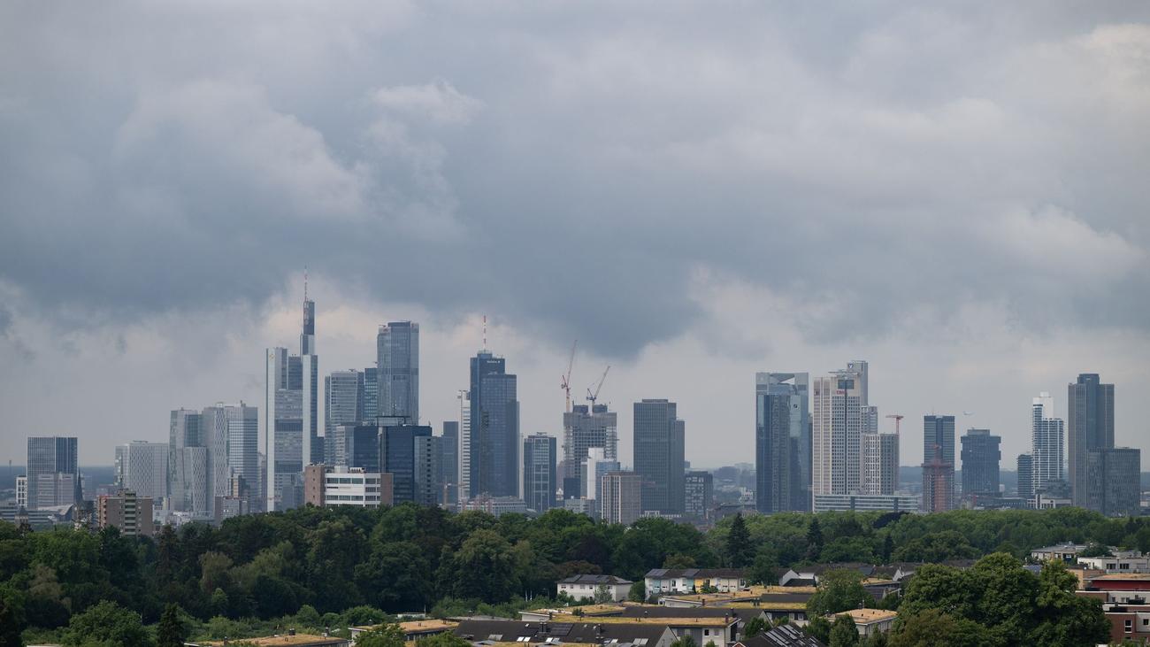 Wetteraussichten: Auf Wolken und Regen folgt heiteres Sommerwetter