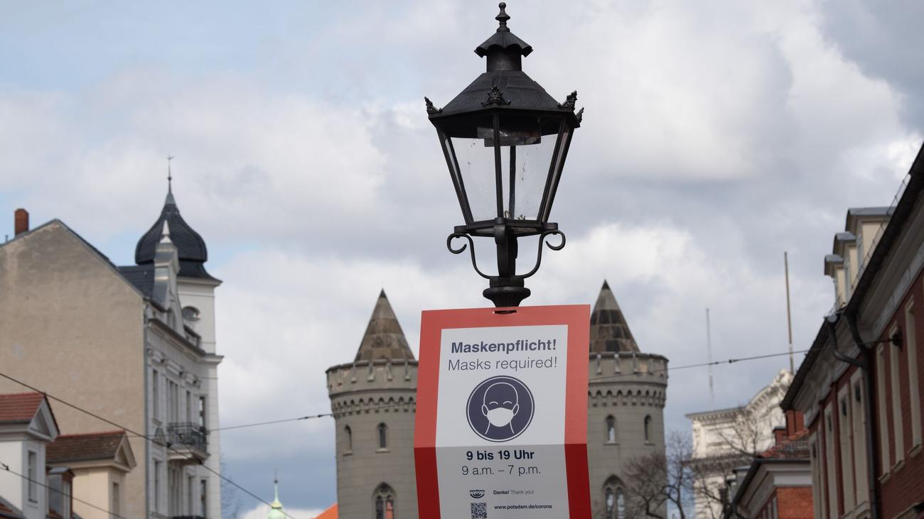 Corona-Pandemie: Corona-Krise: Landtag will Konsequenzen - strittige Bilanz