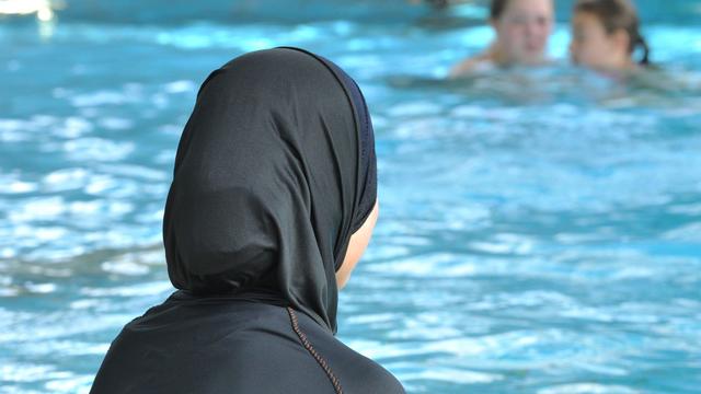 Diskriminierung: Österreich: Urteil gegen Hotelmanager wegen Burkini-Verbot