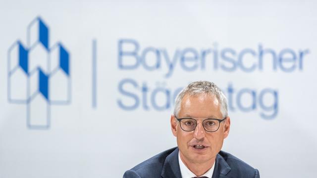 Vollversammmlung: Straubinger OB bleibt Städtetags-Vorsitzender