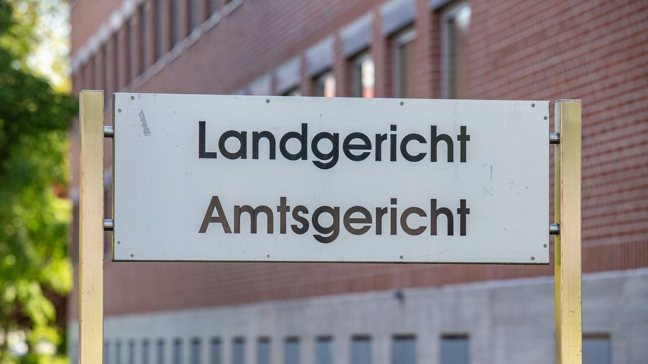 Gericht: Dreifache Mutter getötet – Mordprozess gegen Noch-Ehemann